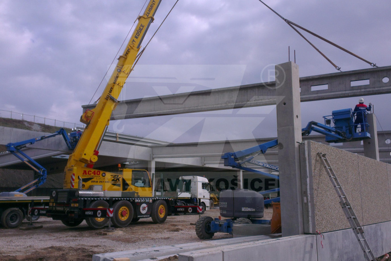 MONTÁŽ HALY  MONTÁŽ HALY