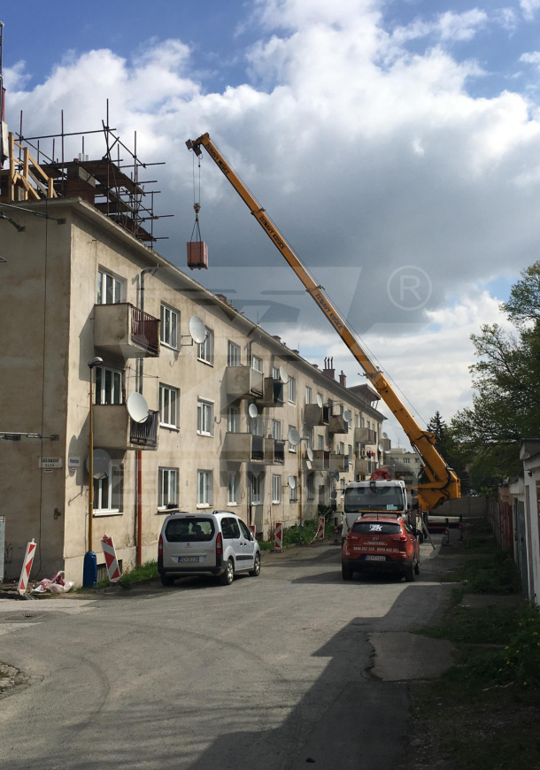 PŘÍSTAVBA STŘECHY PŘÍSTAVBA STŘECHY