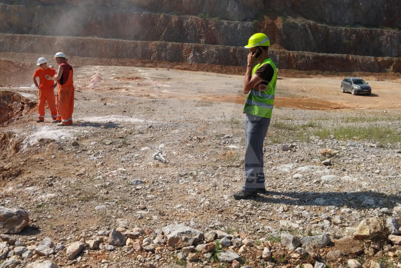 BY CRANE OPERATORS  BY CRANE OPERATORS