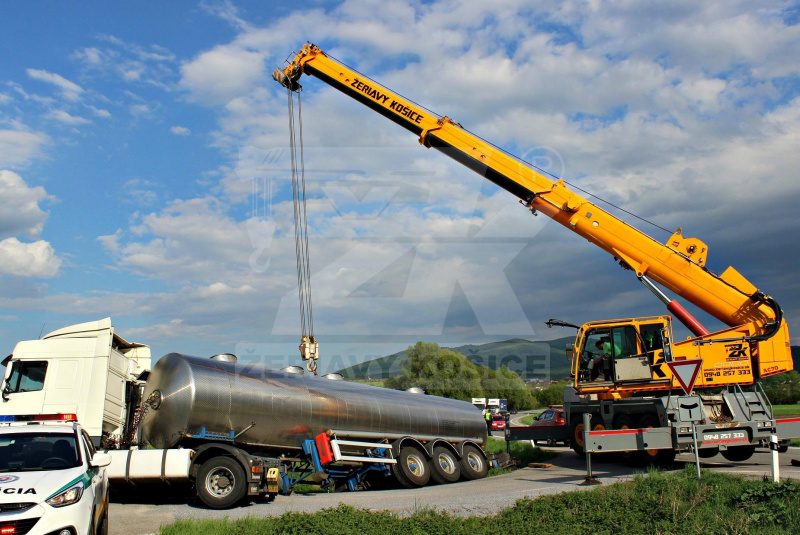 BY CRANE OPERATORS