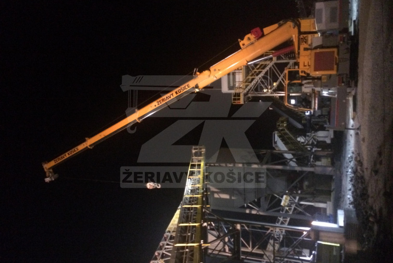 BY CRANE OPERATORS  BY CRANE OPERATORS