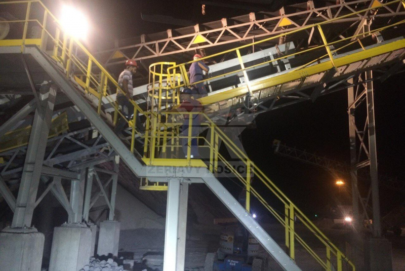 BY CRANE OPERATORS  BY CRANE OPERATORS