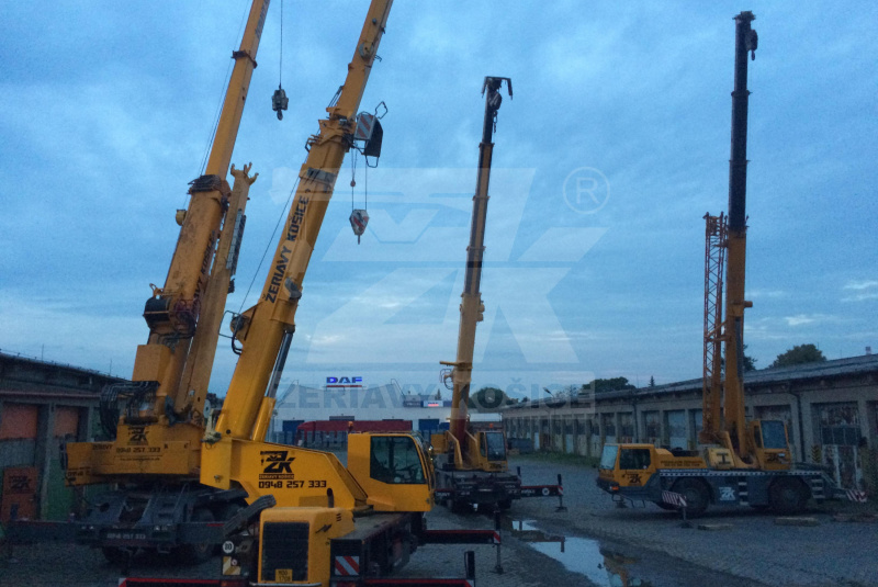 BY CRANE OPERATORS  BY CRANE OPERATORS
