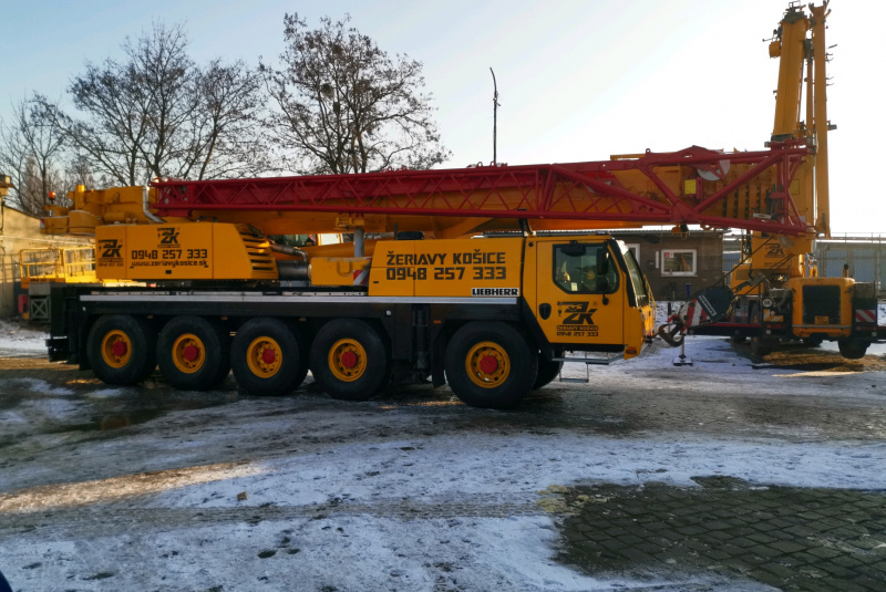 LIEBHERR LTM1095 5.1  LIEBHERR LTM1095 5.1