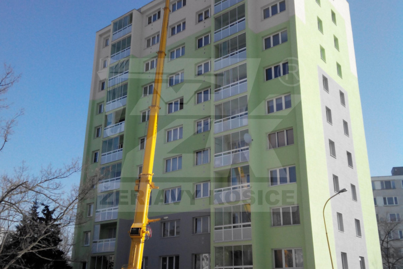 BY CRANE OPERATORS  BY CRANE OPERATORS