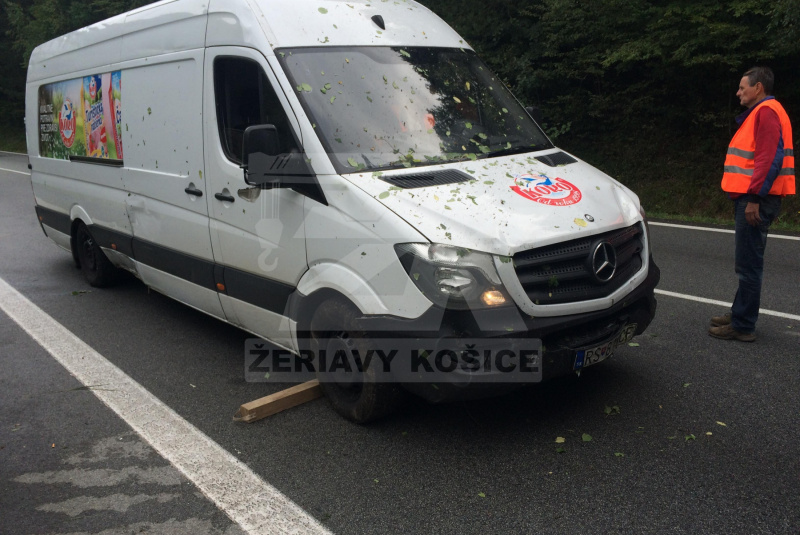 DOPRAVNÁ NEHODA KORO  DOPRAVNÁ NEHODA KORO