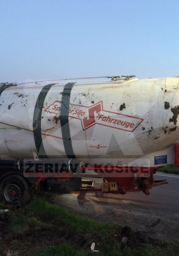 DOPRAVNÁ NEHODA SCANIA DOPRAVNÁ NEHODA SCANIA