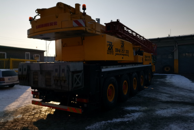 LIEBHERR LTM1095 5.1  LIEBHERR LTM1095 5.1