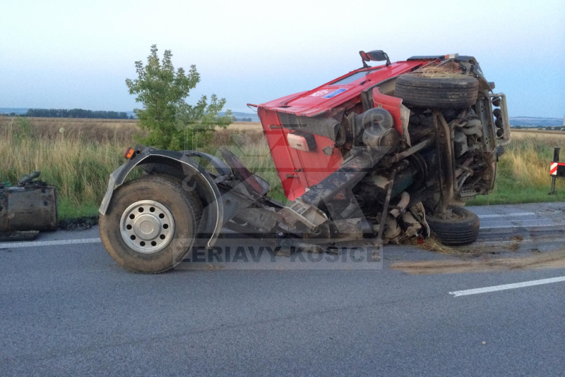 TRAFFIC ACCIDENT SCANIA