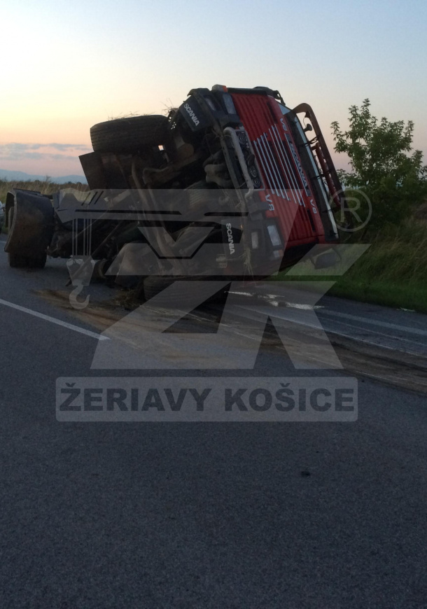 DOPRAVNÁ NEHODA SCANIA DOPRAVNÁ NEHODA SCANIA