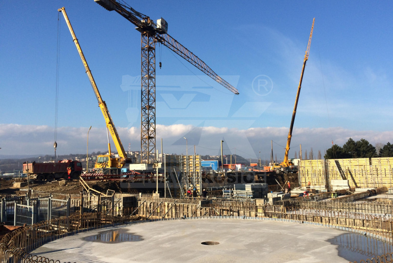 TOWER CRANE MALFUNCTION  TOWER CRANE MALFUNCTION