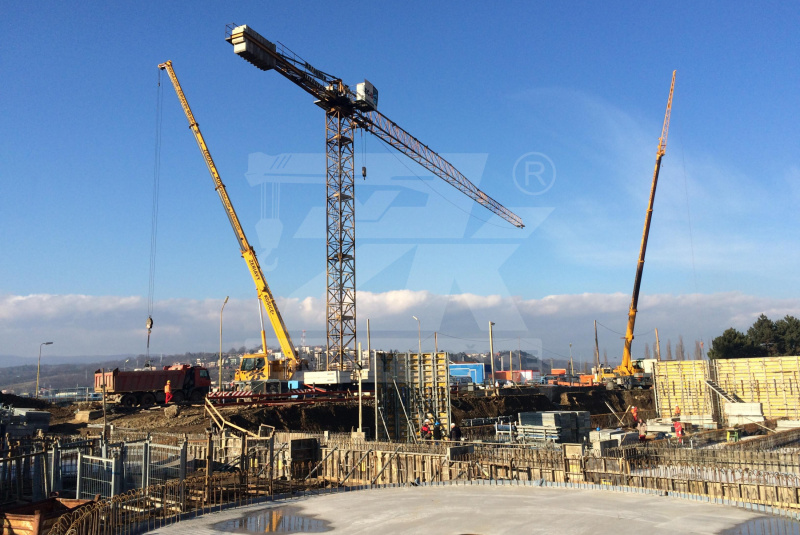 TOWER CRANE MALFUNCTION  TOWER CRANE MALFUNCTION