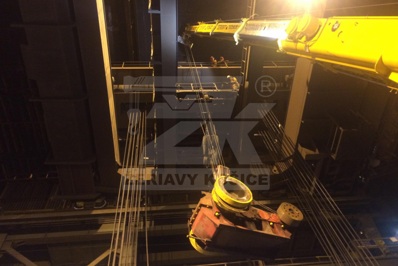 USS KOŠICE CRANE LINE MALFUNCTION (A REALLY LIMITED SPACE)  USS KOŠICE CRANE LINE MALFUNCTION (A REALLY LIMITED SPACE)