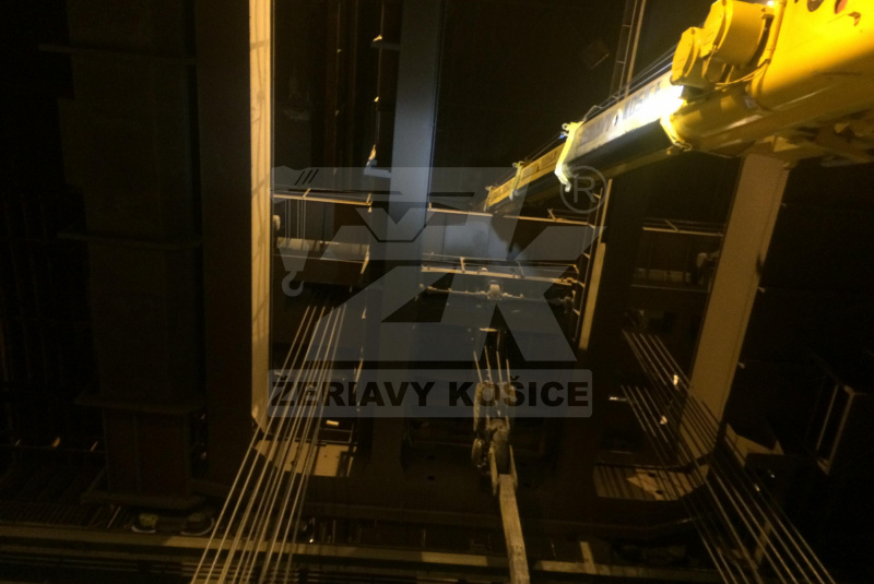 USS KOŠICE CRANE LINE MALFUNCTION (A REALLY LIMITED SPACE)  USS KOŠICE CRANE LINE MALFUNCTION (A REALLY LIMITED SPACE)