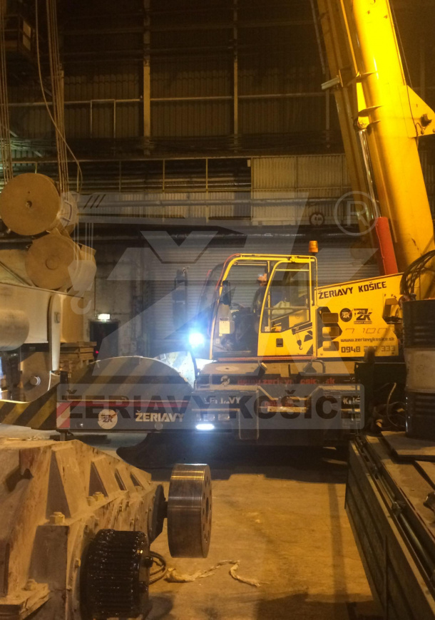 USS KOŠICE PORUCHA ŽERIAVOVEJ DRÁHY (NAOZAJ NA TESNO)  USS KOŠICE PORUCHA ŽERIAVOVEJ DRÁHY (NAOZAJ NA TESNO)