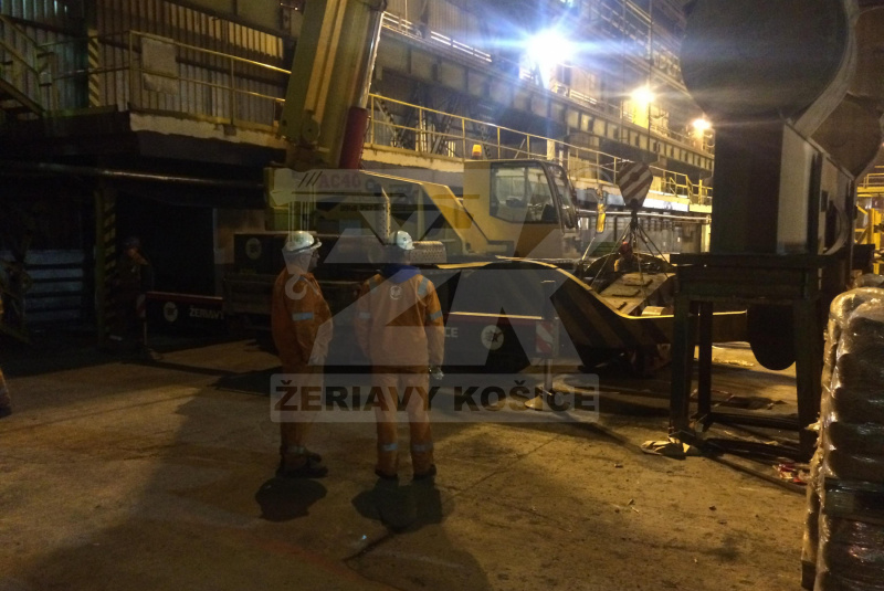 USS KOŠICE CRANE LINE MALFUNCTION (A REALLY LIMITED SPACE)  USS KOŠICE CRANE LINE MALFUNCTION (A REALLY LIMITED SPACE)