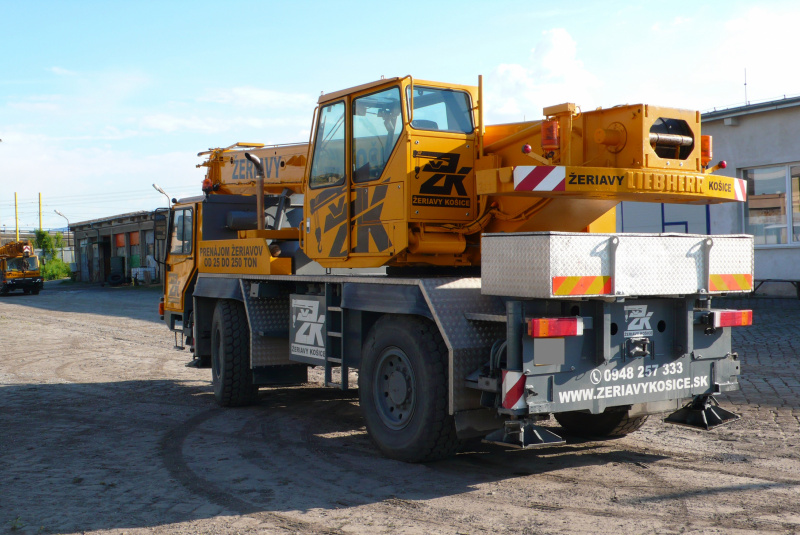 LIEBHHERR LTM1025  LIEBHHERR LTM1025