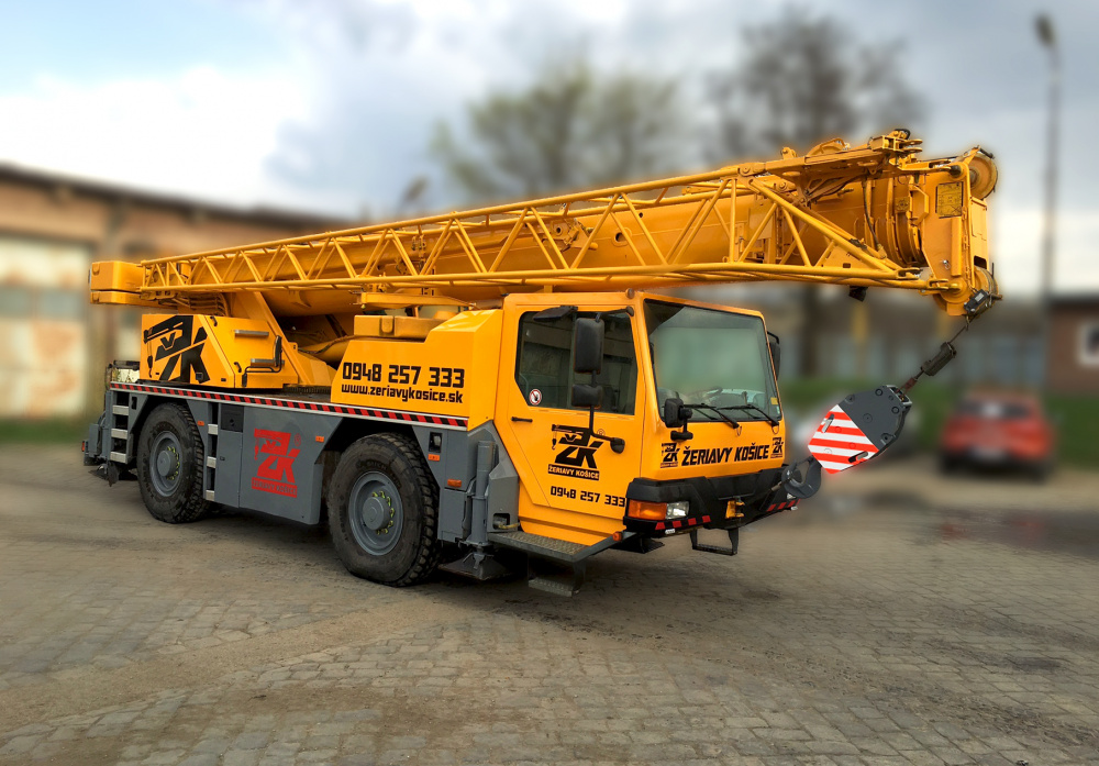 LIEBHERR LTM 1030/2